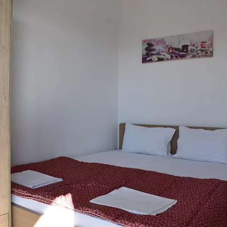 Arcadia - Walking Distance To Beach
